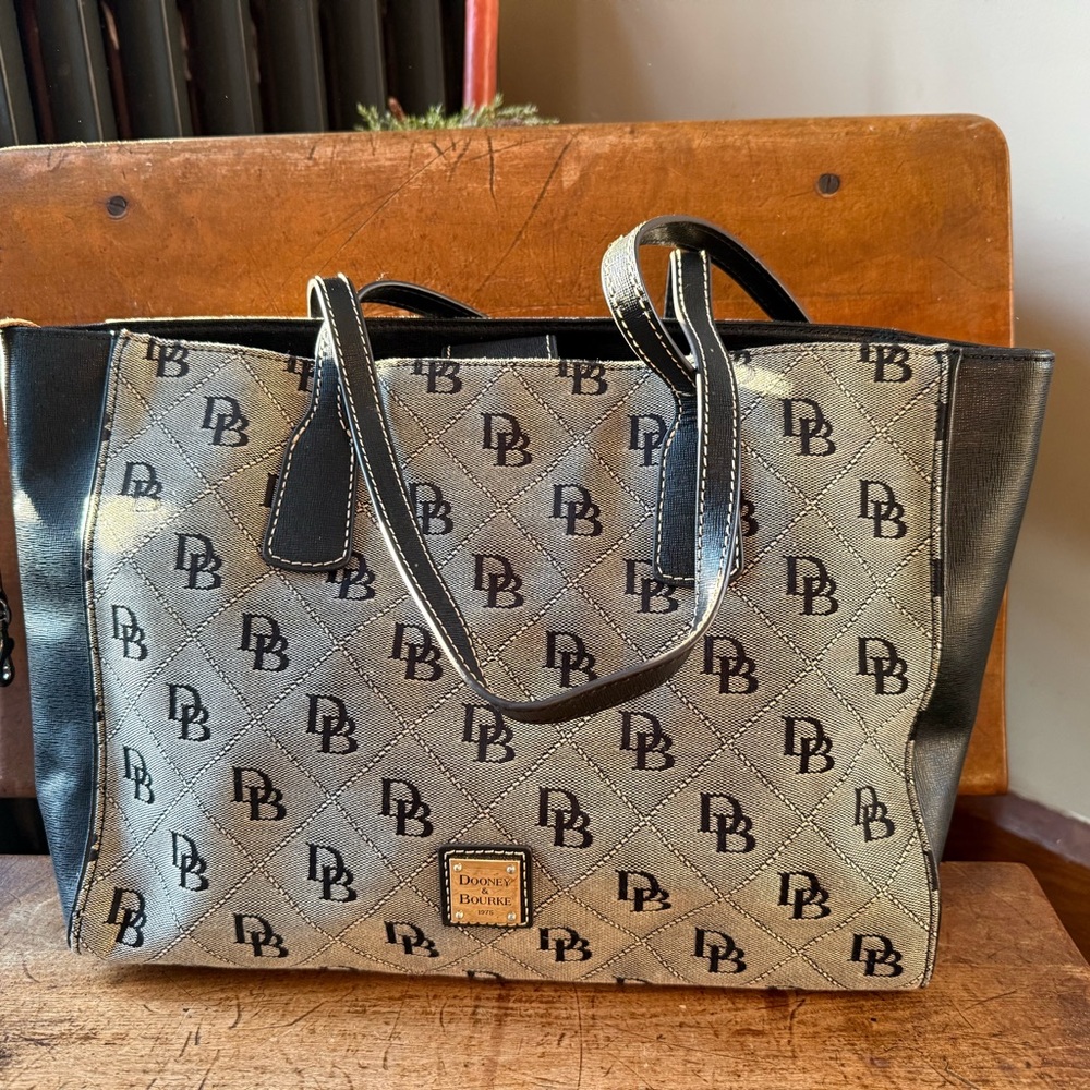 Dooney & Bourke Black and Gray Tote Bag AND matching wallet